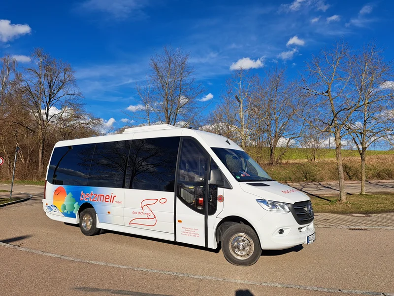 BUS AIC BR 901 / Bild 3